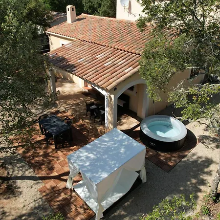 Le Repos Des Chenes Option Exterieur Evasion Nature Et Confort ! Holiday home Regusse